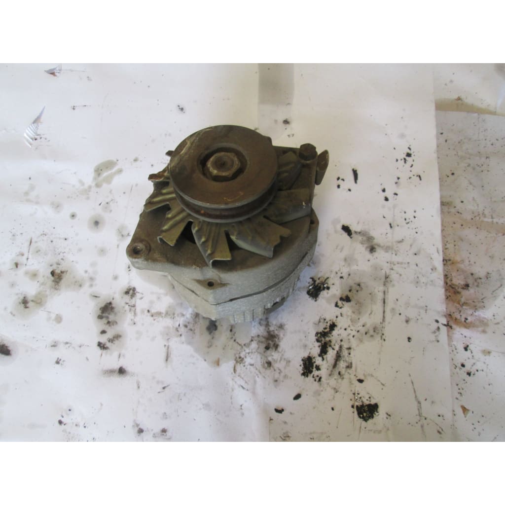Caterpillar V80 Alternator - Parts