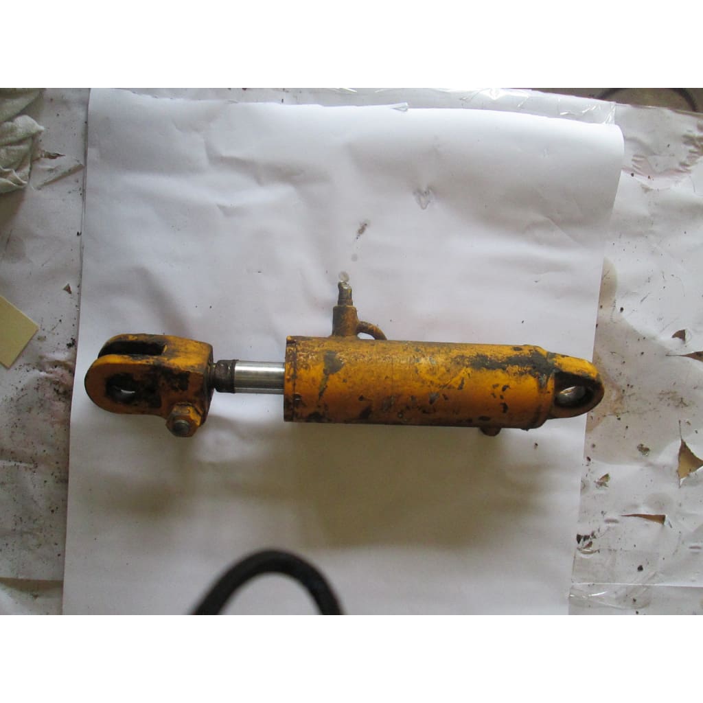 Yale Tilt Cylinder - Parts